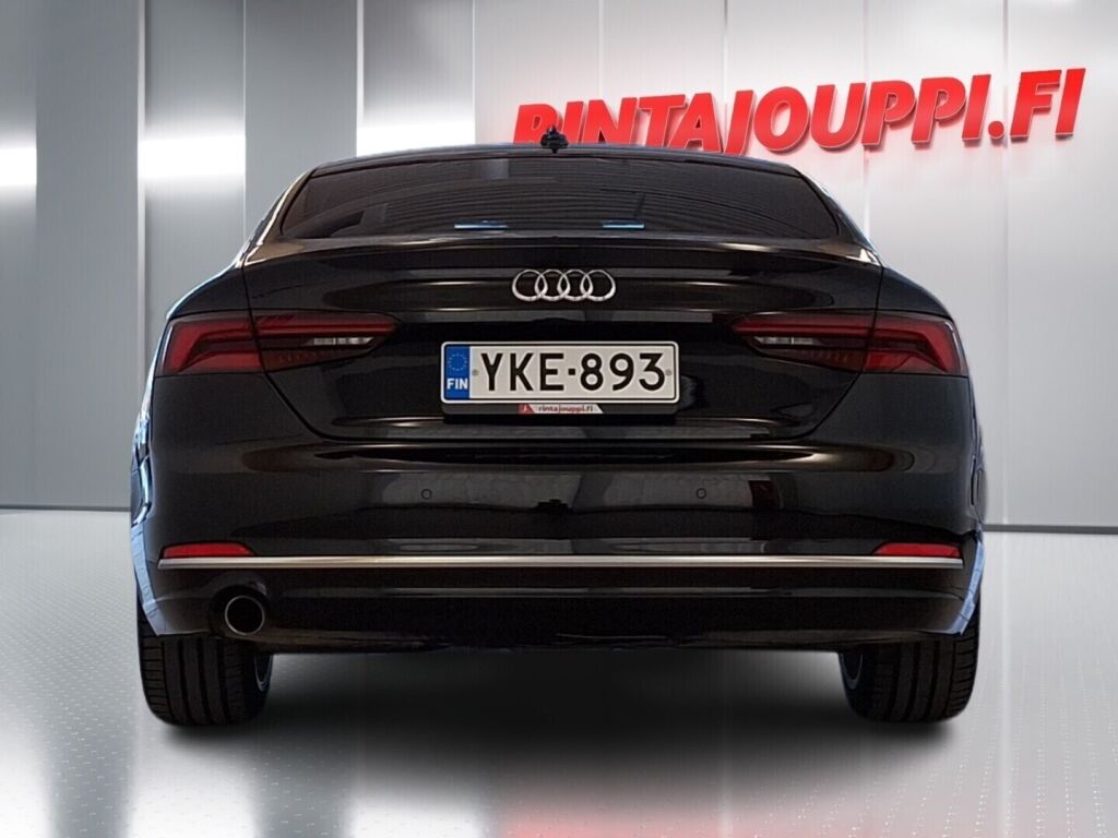 Audi A5 2018 Musta