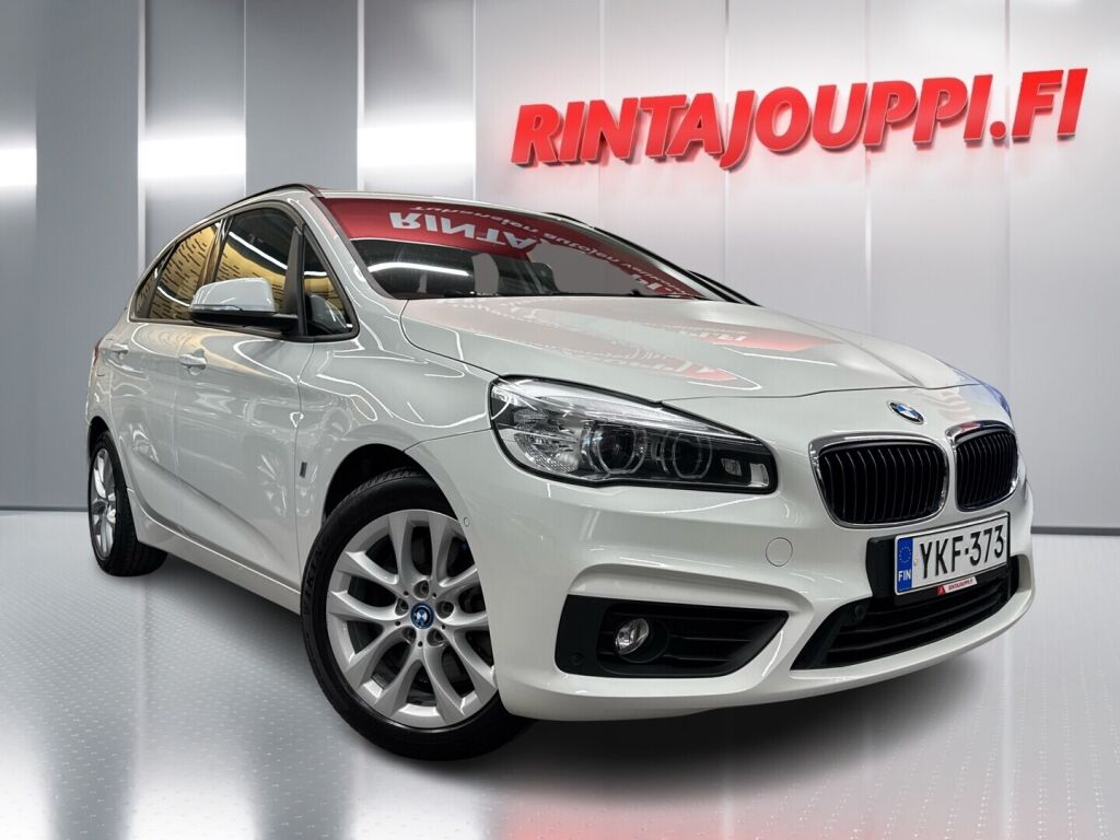 BMW 225 2017 Valkoinen