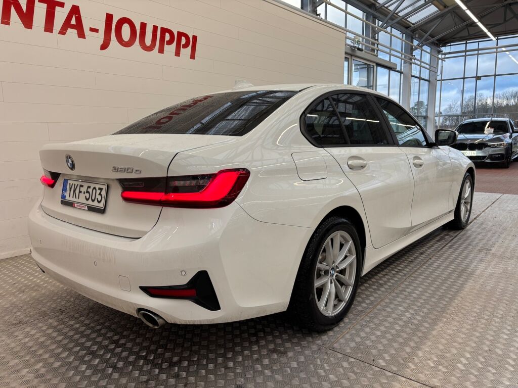 BMW 330 2020 Valkoinen