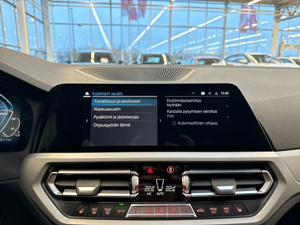 BMW 330 2020 Valkoinen