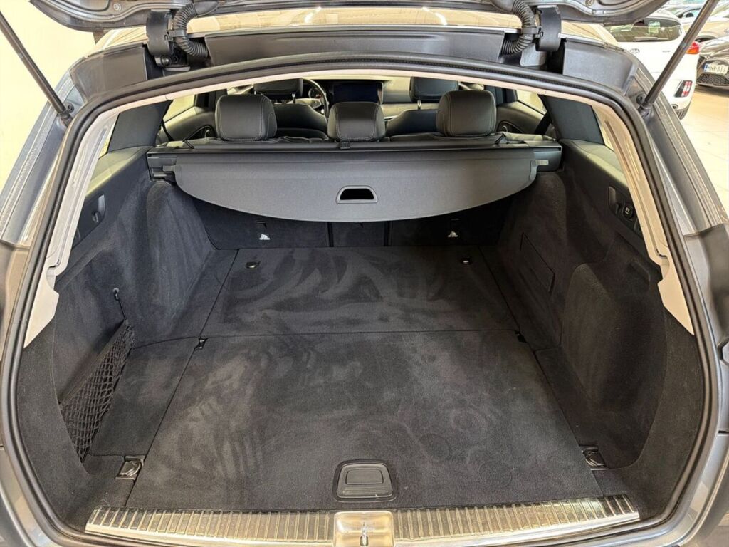 Mercedes-Benz E 2017 