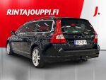 Volvo V70 2011 Musta