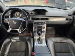 Volvo V70 2011 Musta
