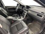 Volvo V70 2011 Musta