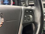 Volvo V70 2011 Musta