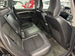 Volvo V70 2011 Musta