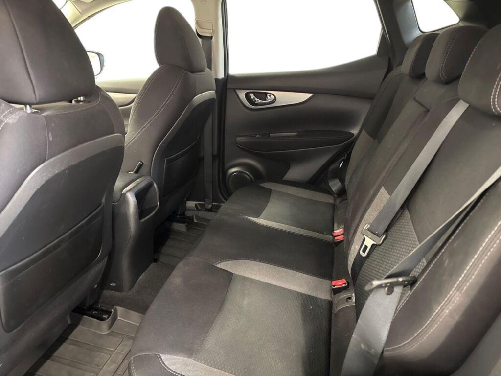Nissan Qashqai 2018 Musta