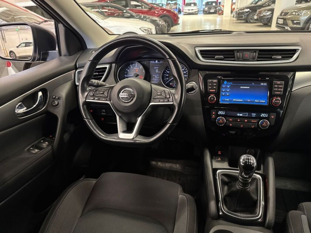 Nissan Qashqai 2018 Musta