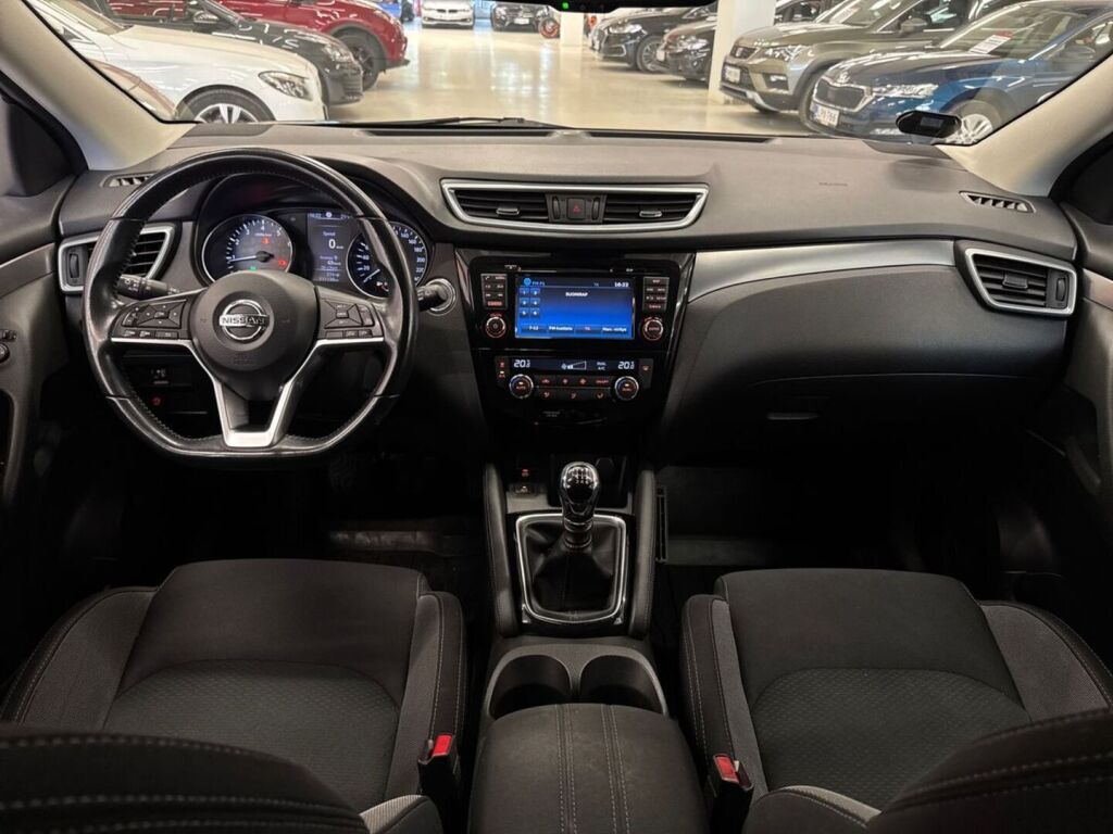 Nissan Qashqai 2018 Musta