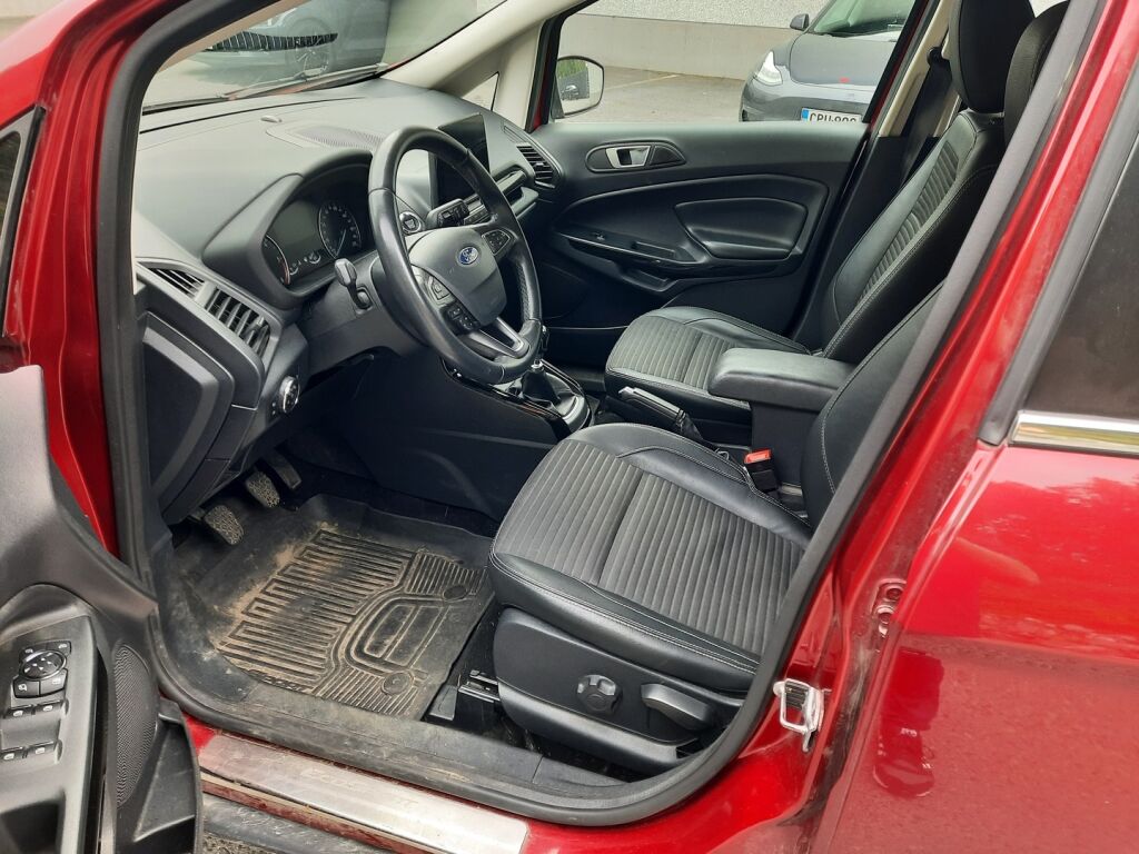 Ford Ecosport 2019 Punainen