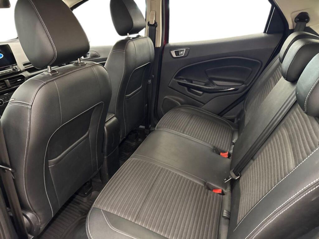 Ford Ecosport 2019 Punainen