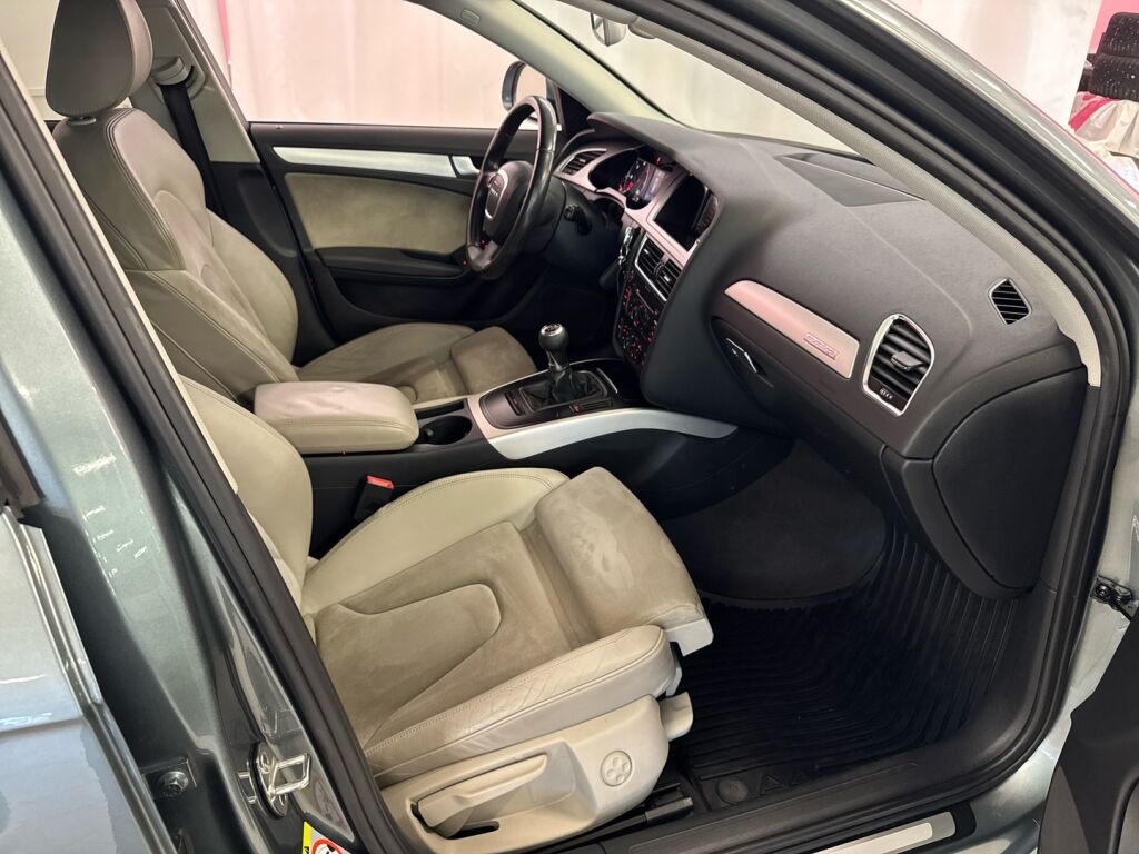 Audi A4 allroad quattro 2010 Harmaa