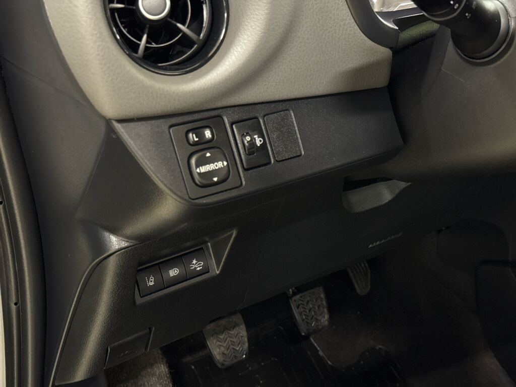 Toyota Yaris 2018 Hopea