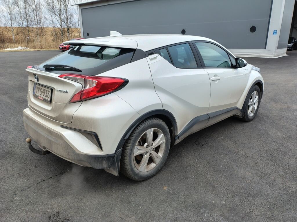 Toyota C-HR 2018 Valkoinen