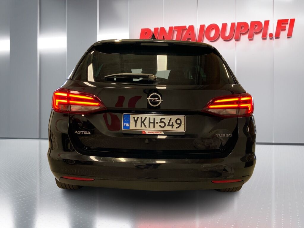 Opel Astra 2018 Musta