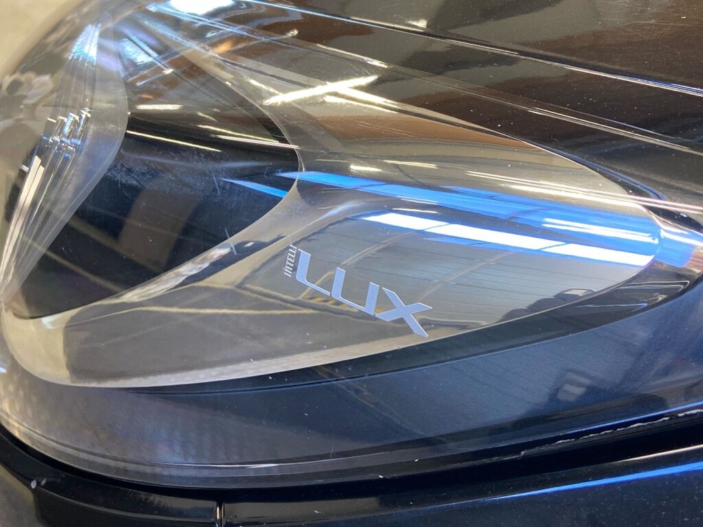 Opel Astra 2018 Musta