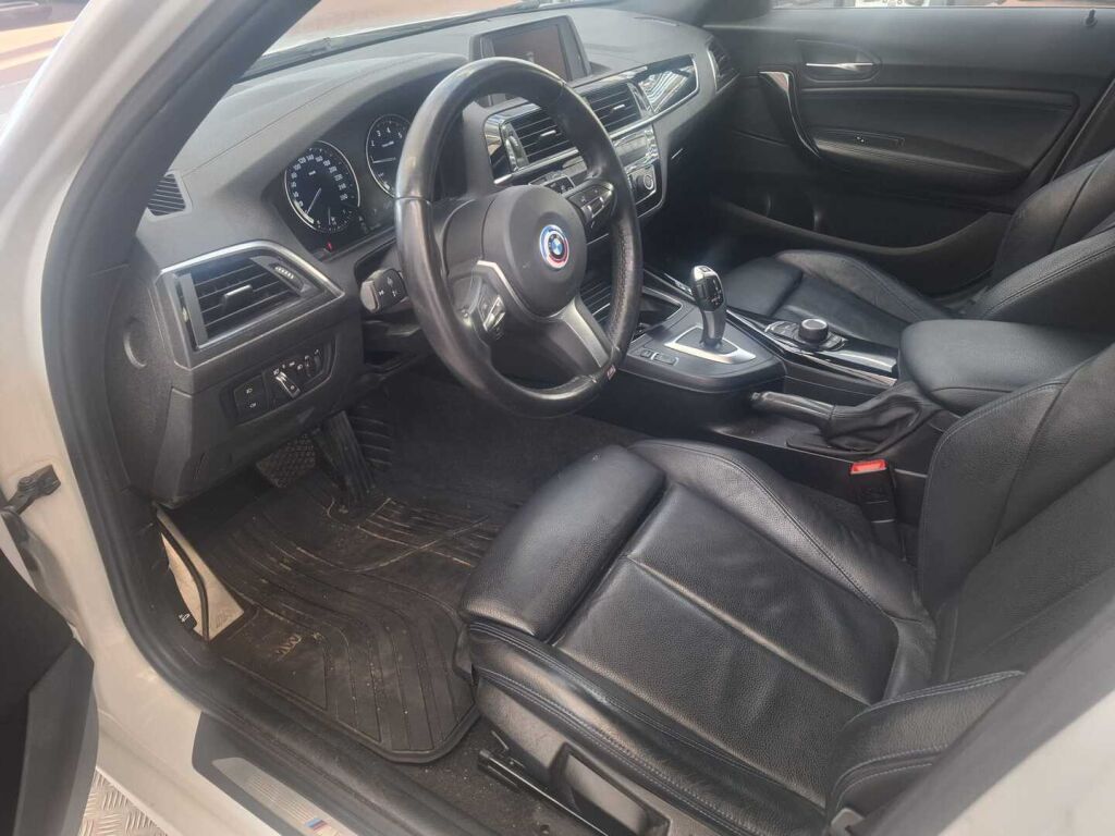 BMW 120 2019 Valkoinen