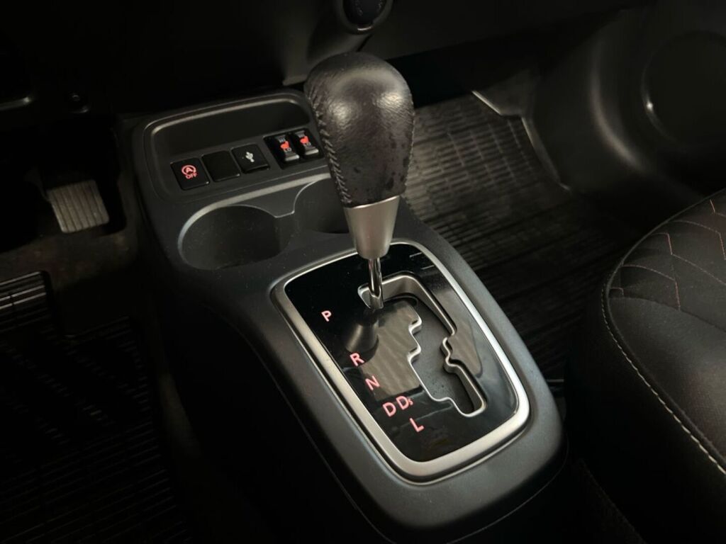 Mitsubishi Space Star 2020 Punainen