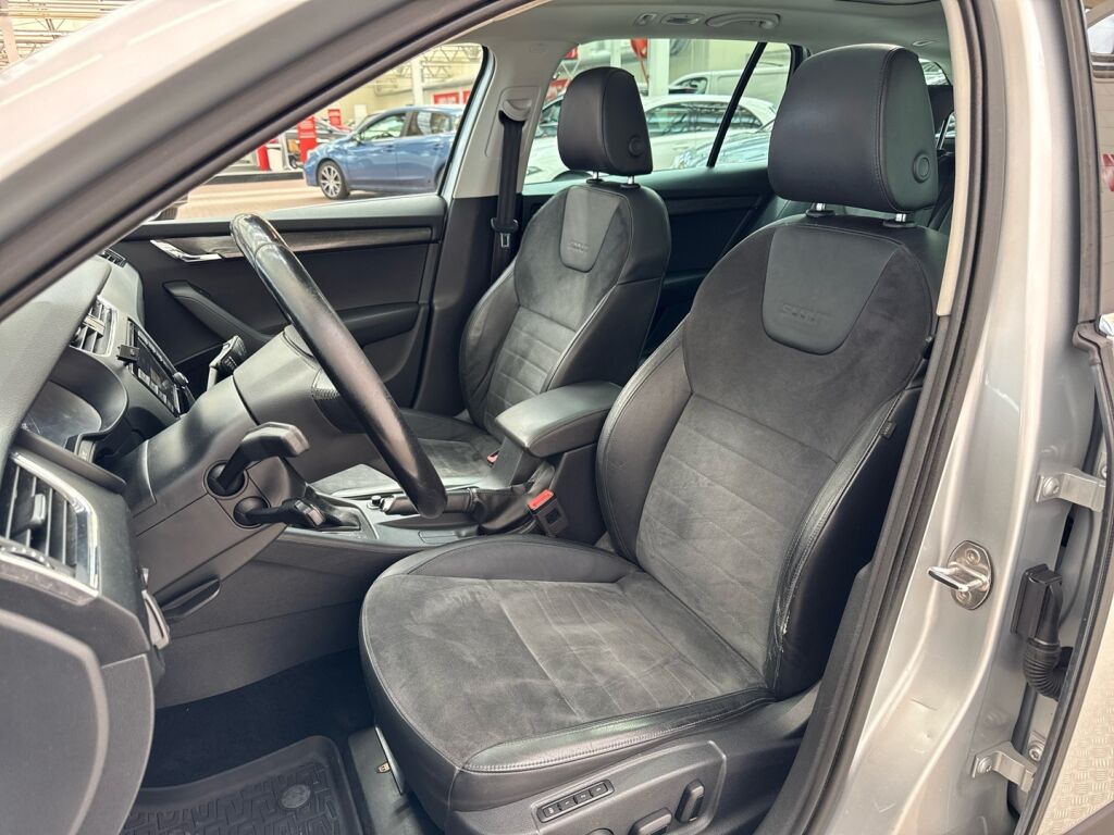 Skoda Octavia 2017 Hopea