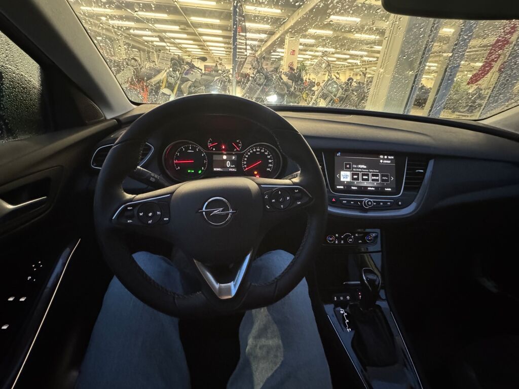 Opel Grandland X 2021 Valkoinen