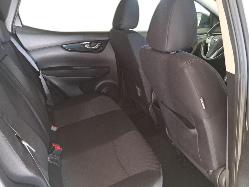 Nissan Qashqai 2017 Harmaa