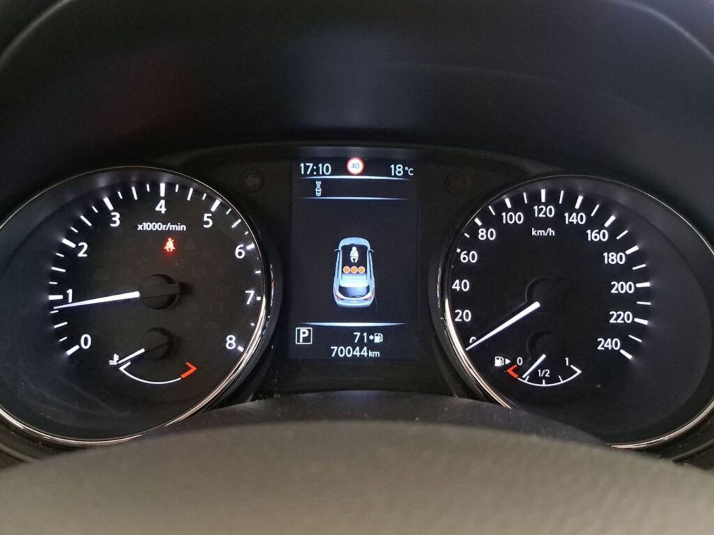 Nissan Qashqai 2017 Harmaa