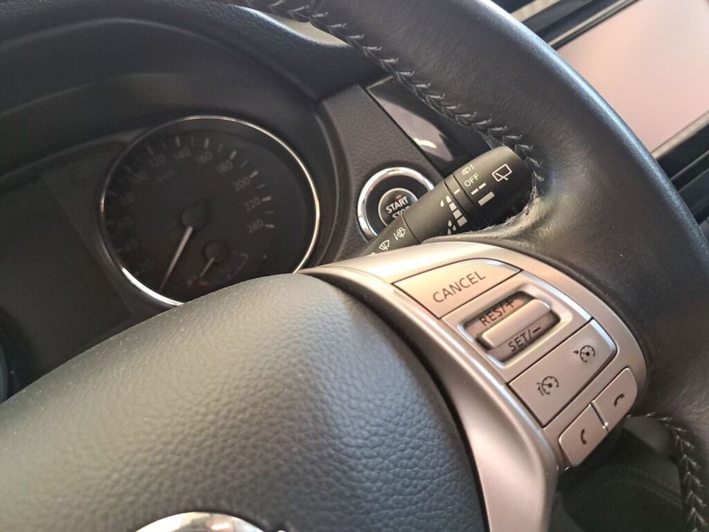 Nissan Qashqai 2017 Harmaa