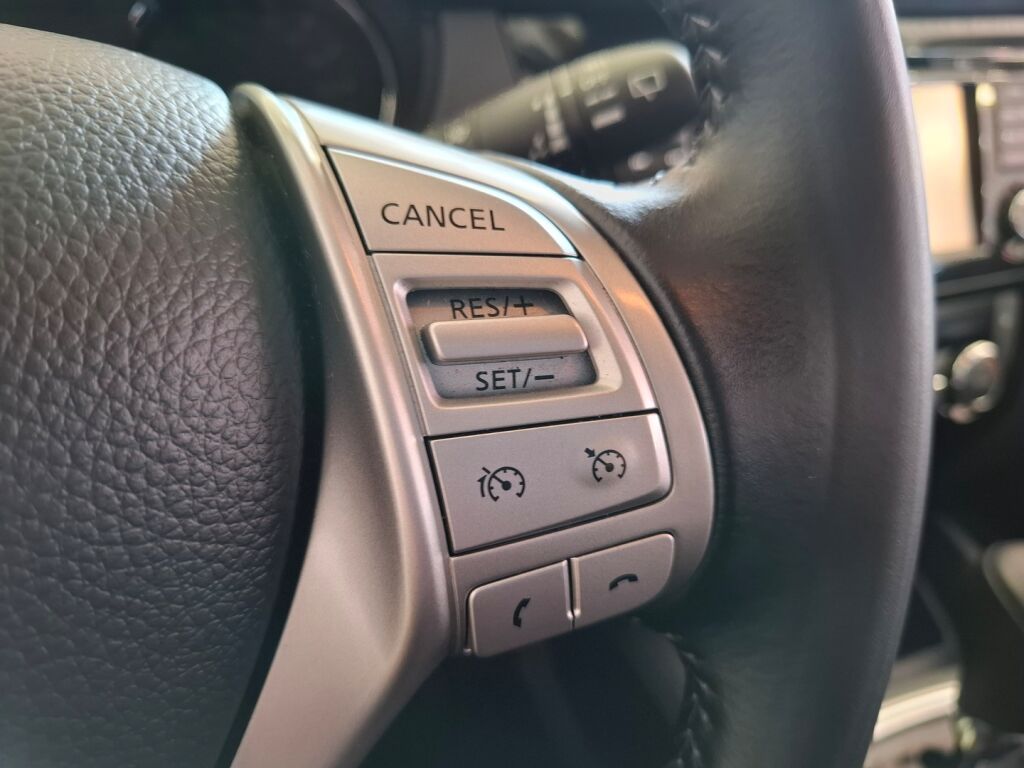 Nissan Qashqai 2017 Harmaa