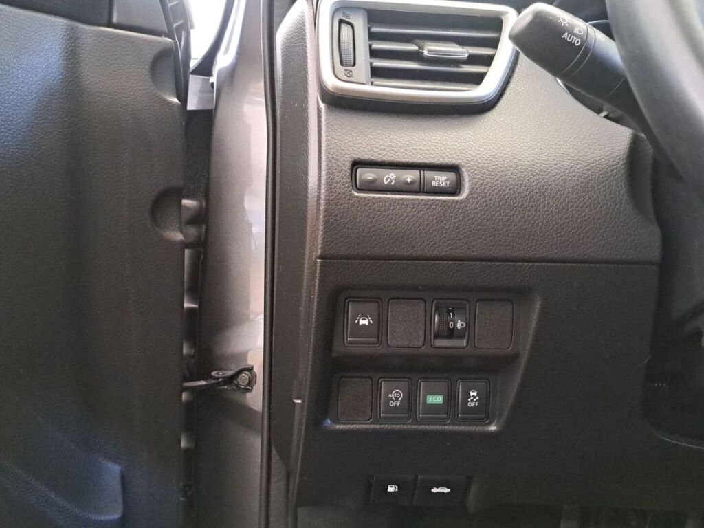 Nissan Qashqai 2017 Harmaa