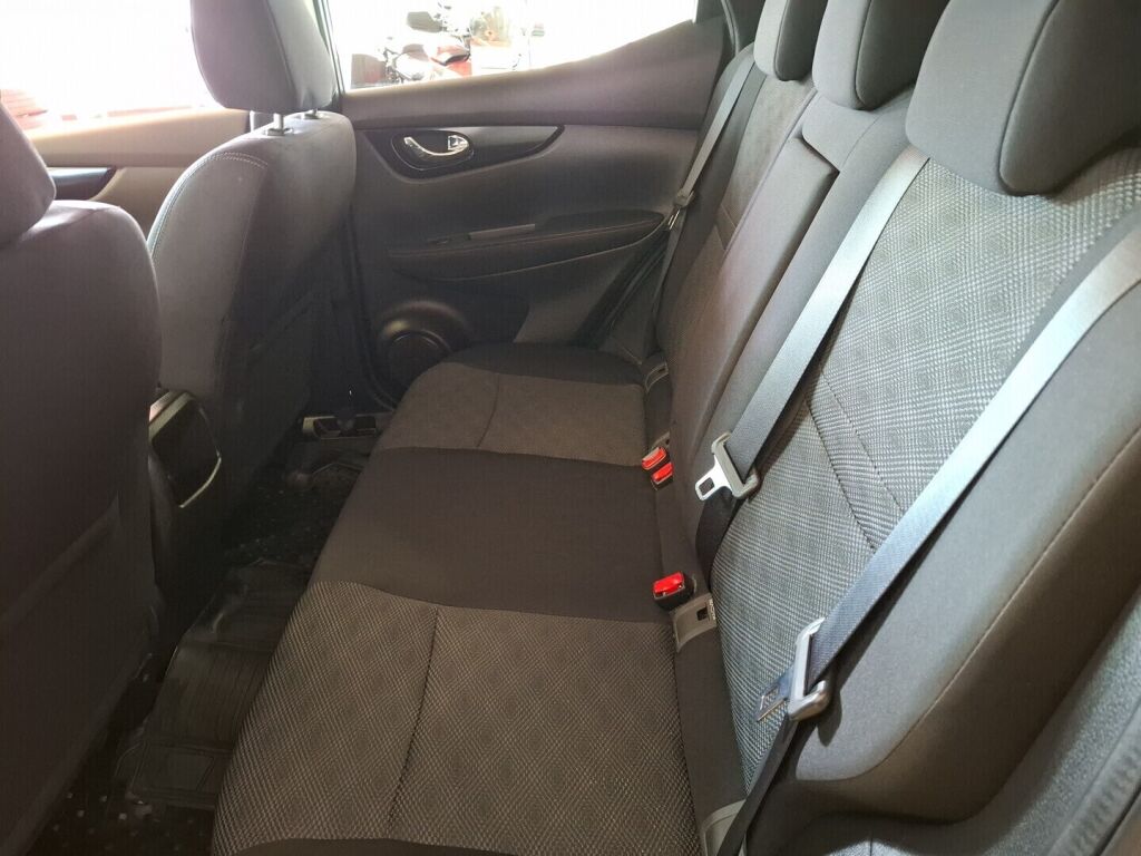 Nissan Qashqai 2017 Harmaa