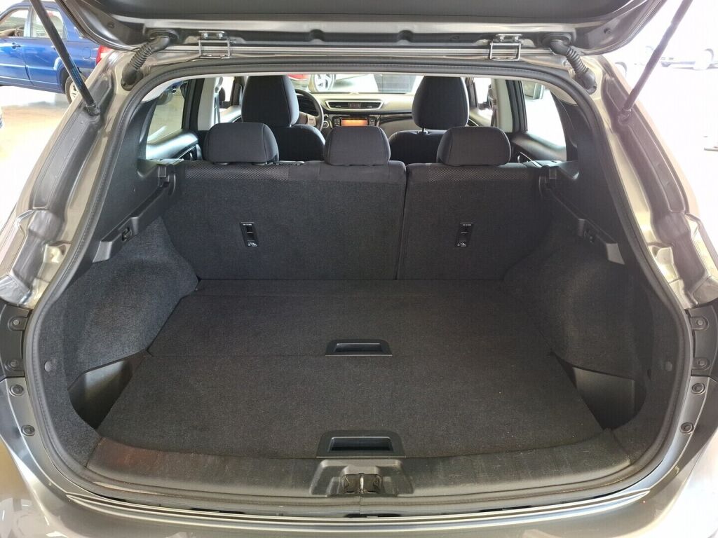 Nissan Qashqai 2017 Harmaa