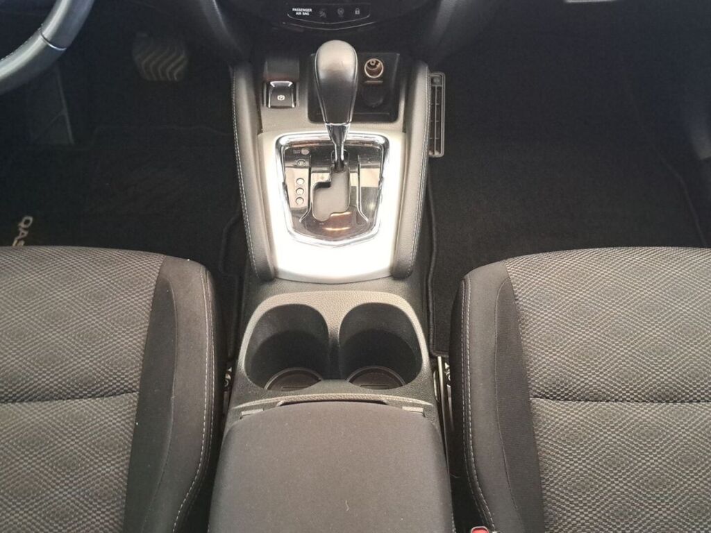 Nissan Qashqai 2017 Harmaa