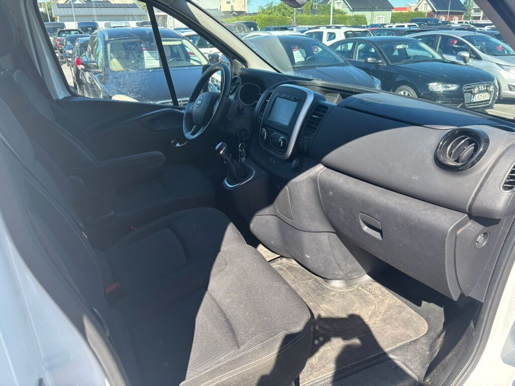 Nissan NV300 2020 Valkoinen