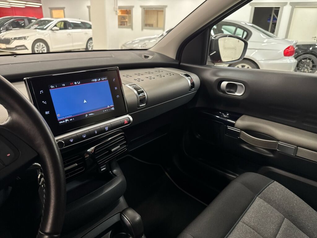 Citroen C4 Cactus 2020 Punainen