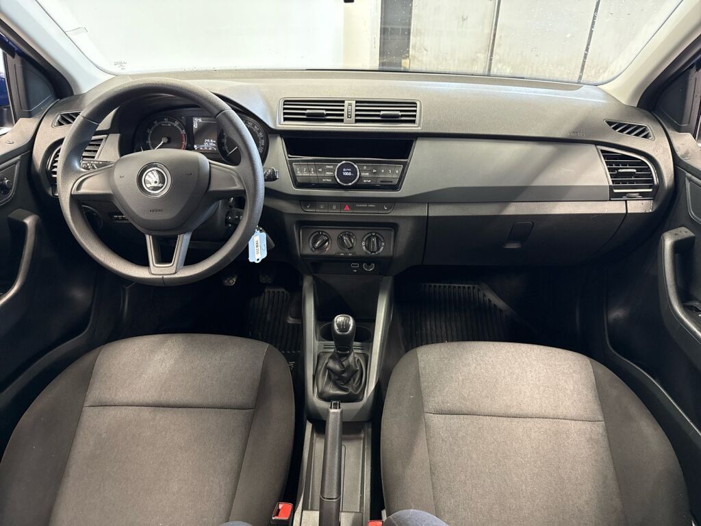 Skoda Fabia 2020 Sininen