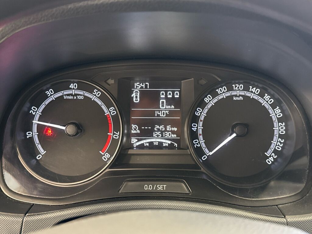 Skoda Fabia 2020 Sininen