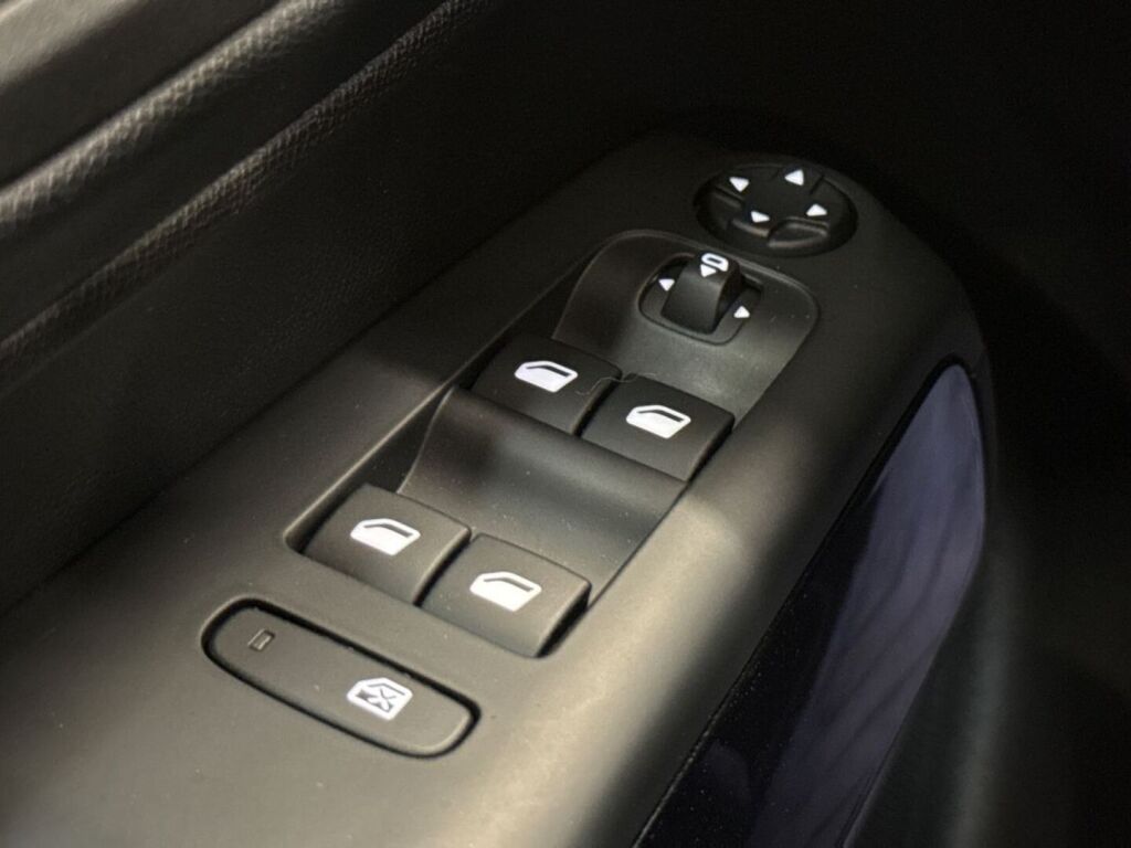 Citroen C5 Aircross 2020 Musta