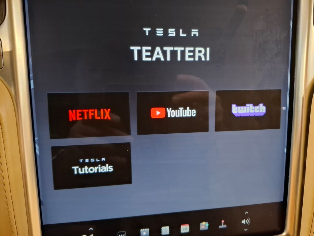 Tesla Model S 2014 Sininen