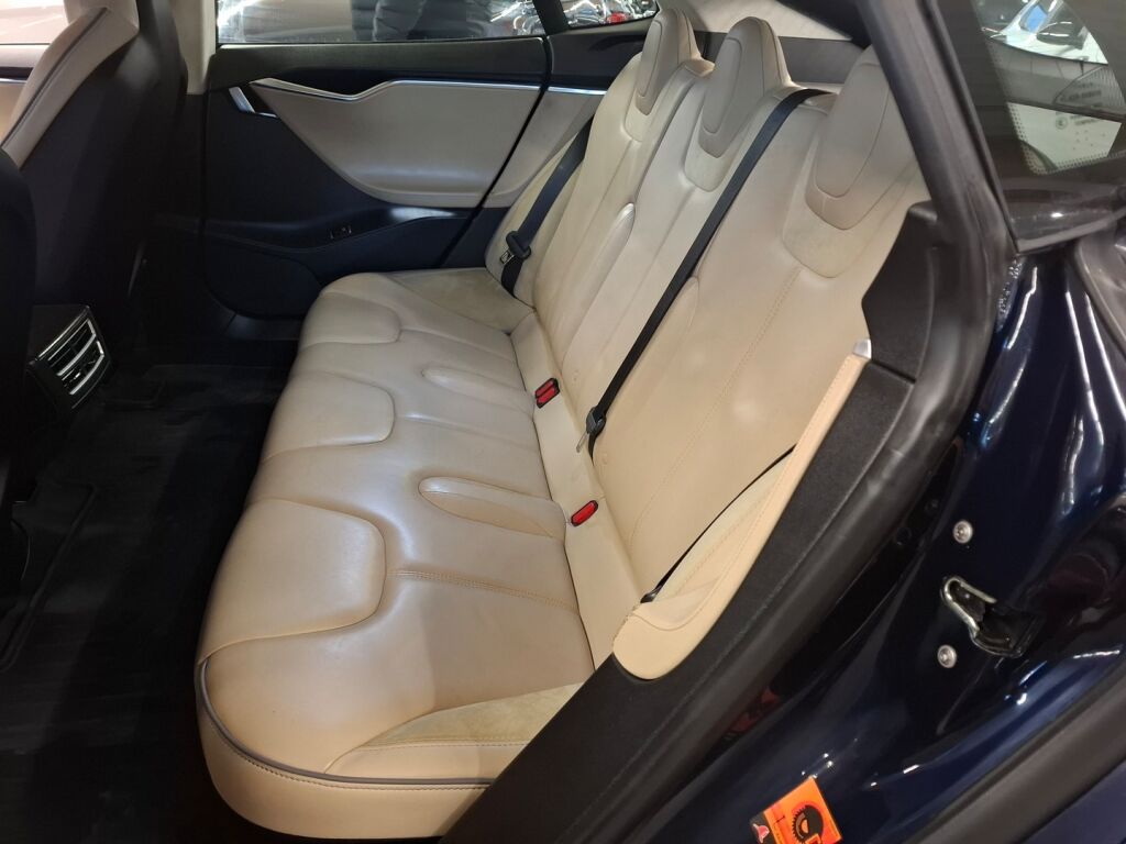 Tesla Model S 2014 Sininen