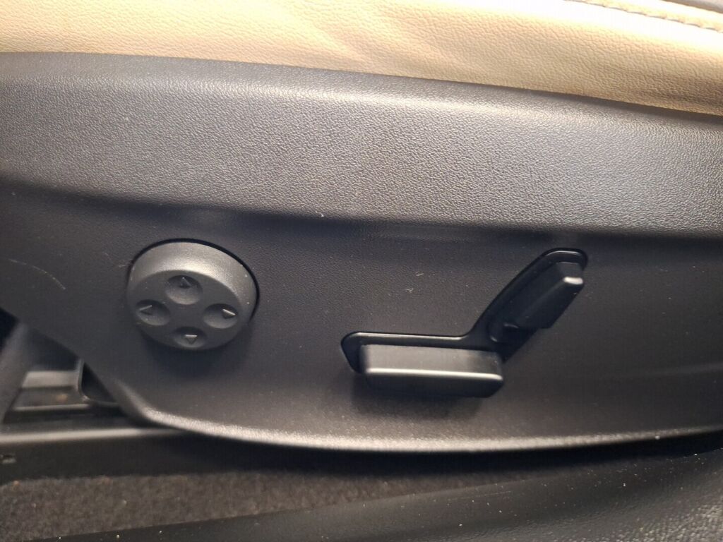 Tesla Model S 2014 Sininen