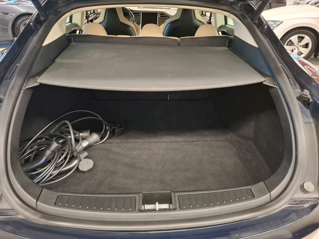 Tesla Model S 2014 Sininen
