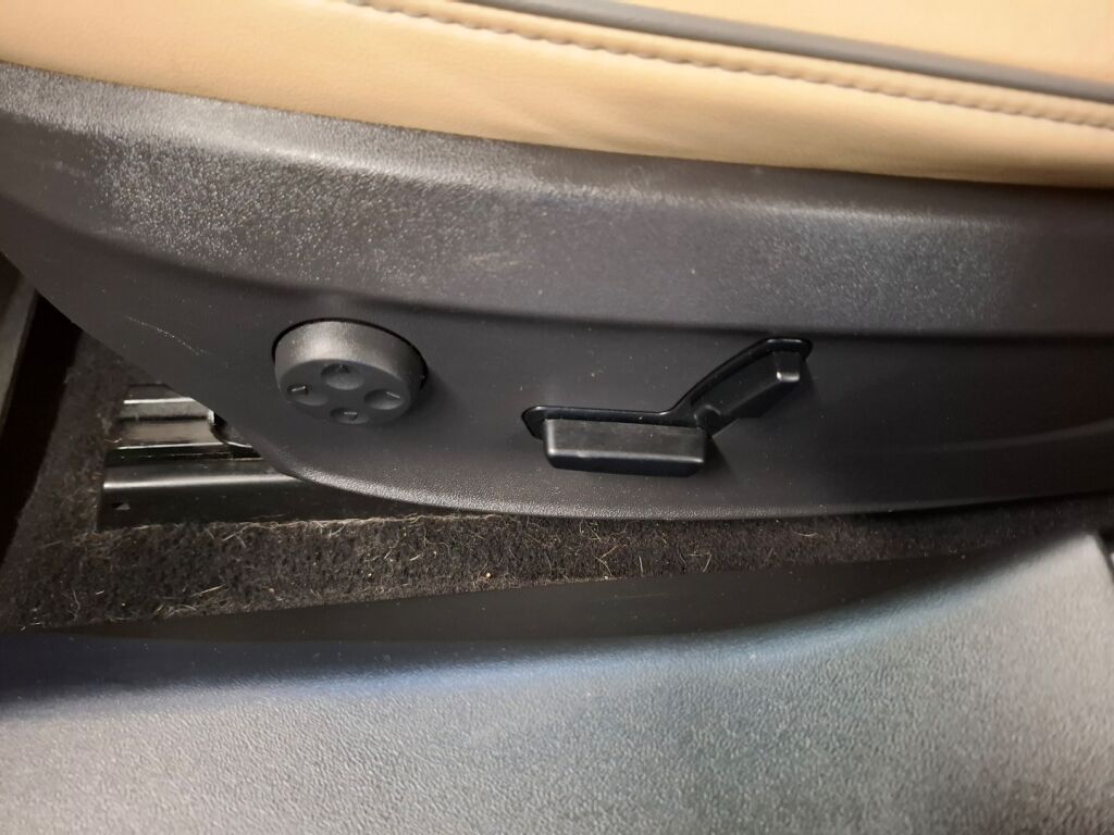 Tesla Model S 2014 Sininen