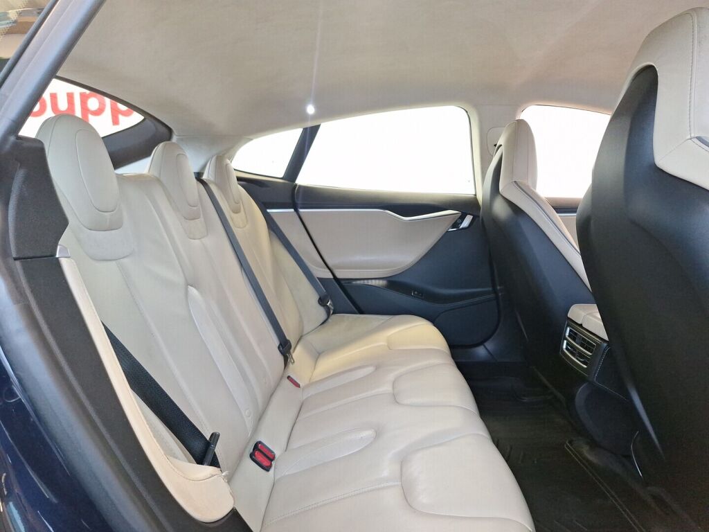 Tesla Model S 2014 Sininen