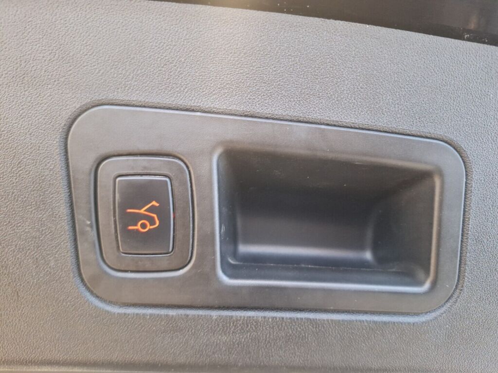 Tesla Model S 2014 Sininen