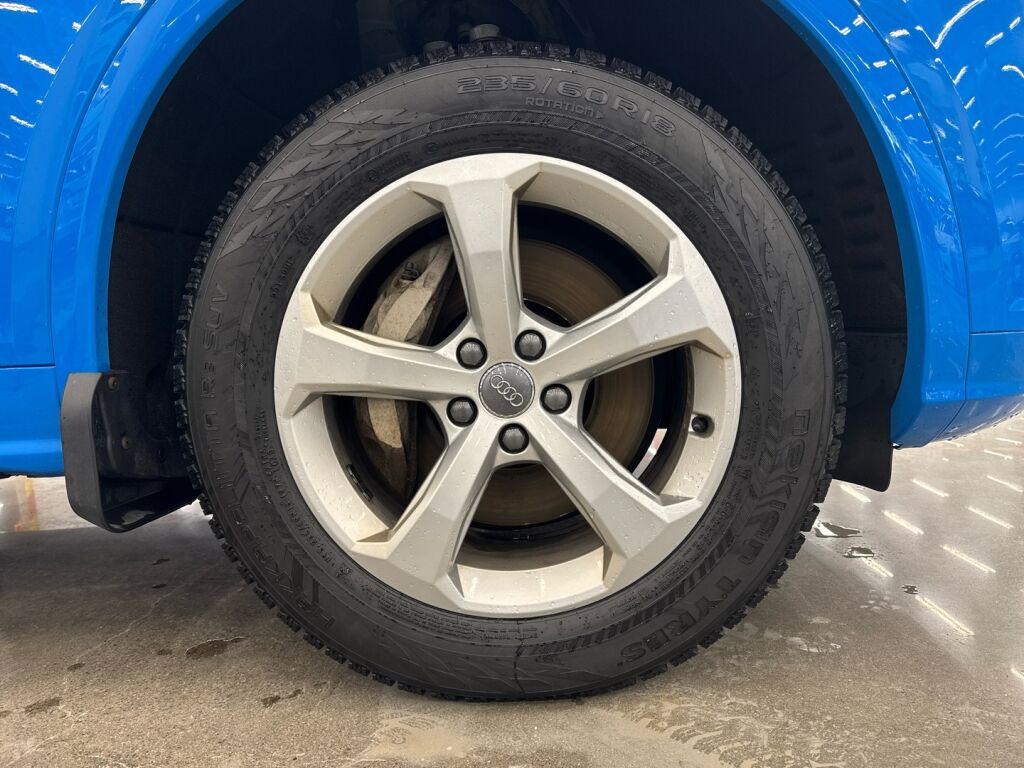 Audi Q5 2020 Sininen