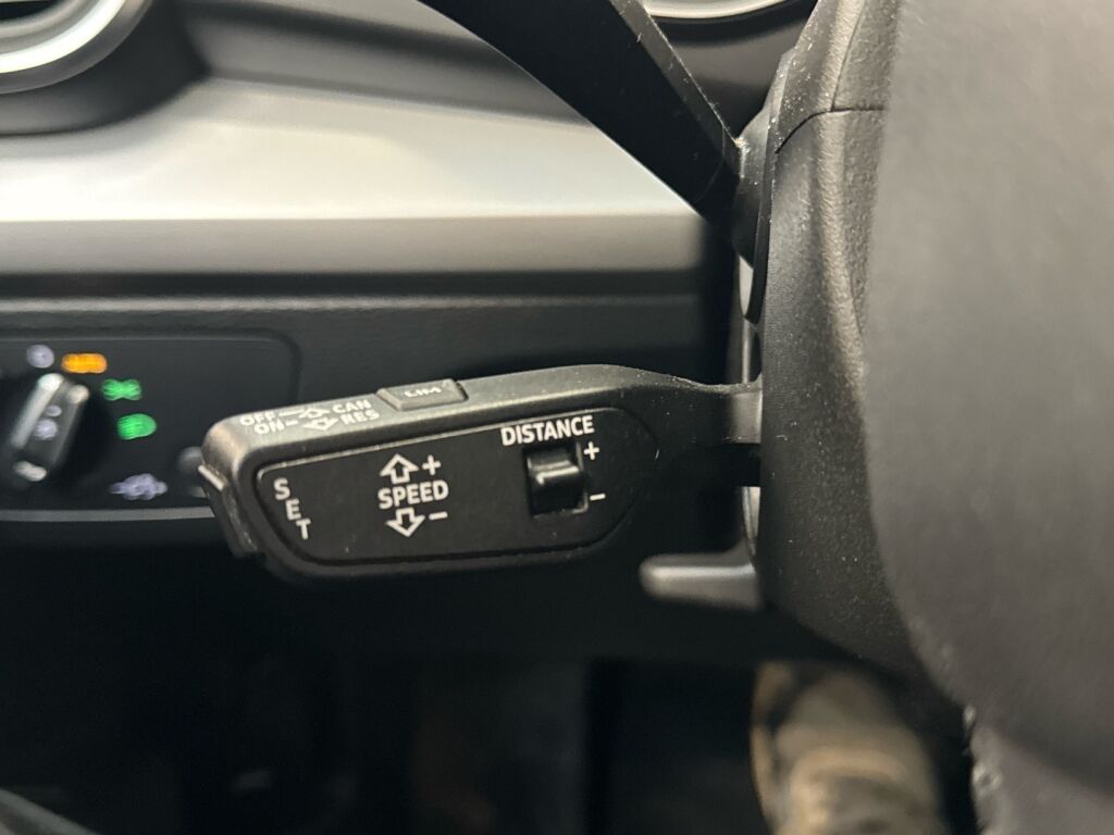 Audi Q5 2020 Sininen