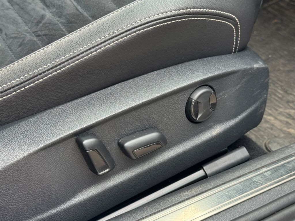 Volkswagen Passat 2020 Sininen