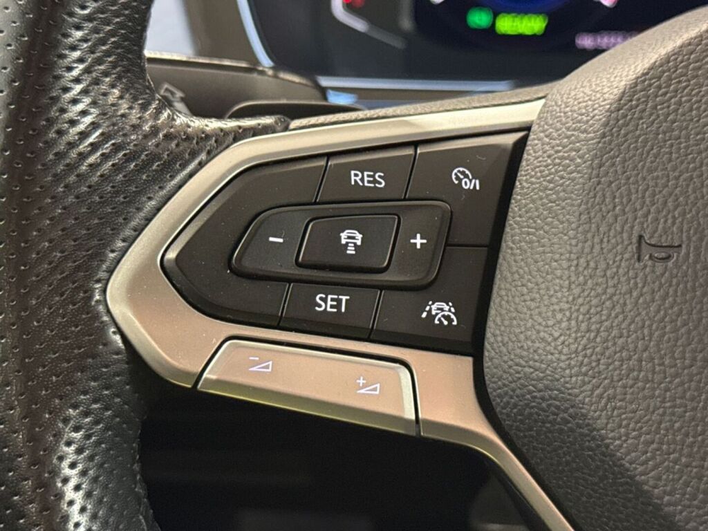Volkswagen Passat 2020 Sininen