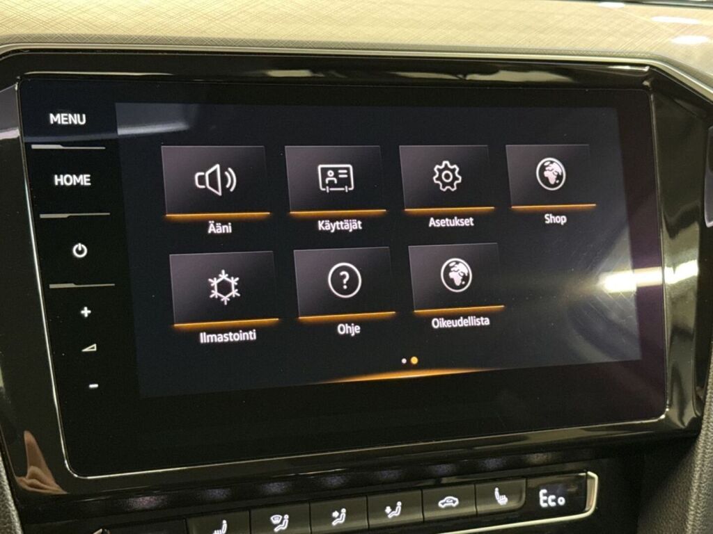 Volkswagen Passat 2020 Sininen