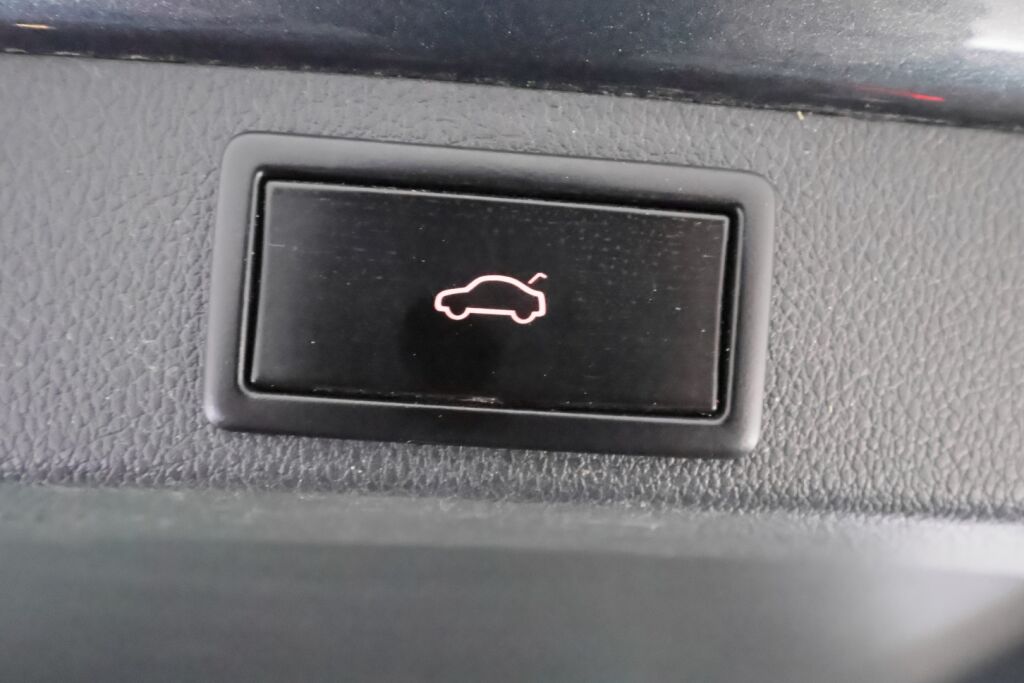 Skoda Octavia 2020 Harmaa